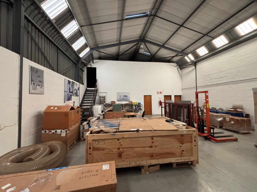 To Let commercial Property for Rent in Montague Gardens Western Cape